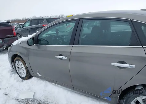 2016 Nissan Sentra Sv z USA, uszkodzony, nr VIN 3N1AB7AP9GY334923